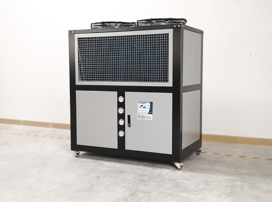 新款】风冷箱式工业冷水机组3.jpg